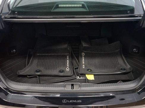 Used 2021 Lexus ES 250 w/ Premium Package AWD/4WD image 53