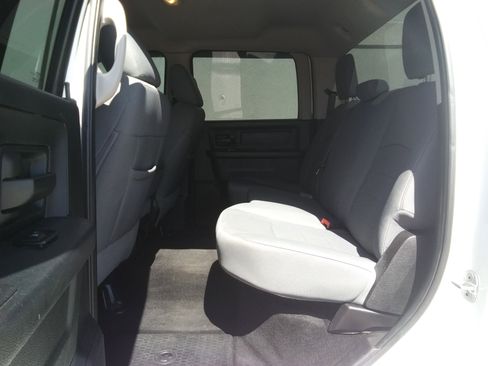 Used 2013 RAM 2500 Tradesman w/ Chrome Appearance Group AWD/4WD image 8