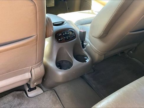 Used 2002 Toyota Sequoia SR5 RWD image 35