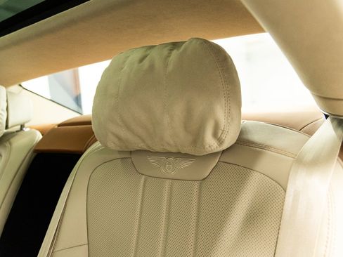 New 2026 Bentley Flying Spur Plug-In Hybrid AWD/4WD image 46