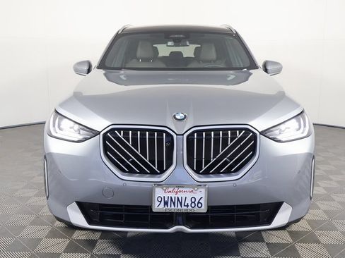Used 2025 BMW X3 xDrive30i w/ Premium Package AWD/4WD image 2