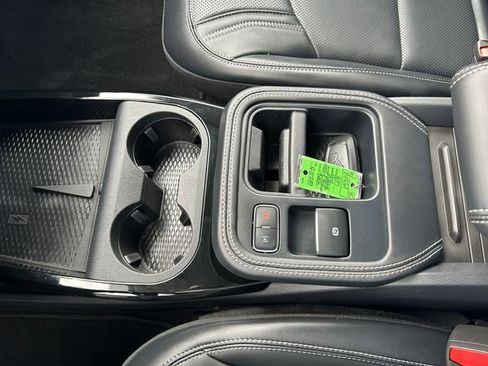Used 2025 Ford Mustang Mach-E Premium AWD/4WD image 26