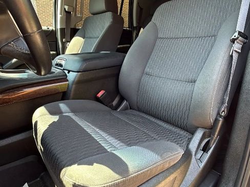 Used 2017 GMC Yukon SLE w/ Convenience Package RWD image 21
