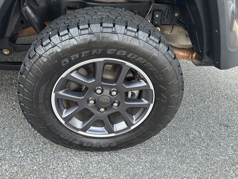 Used 2021 Jeep Gladiator Overland w/ Popular Equipment Package image 32