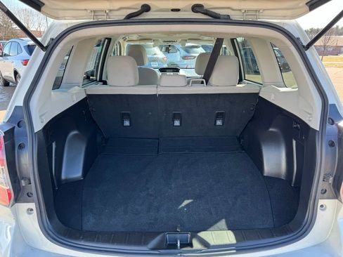 Used 2016 Subaru Forester 2.5i Premium image 6