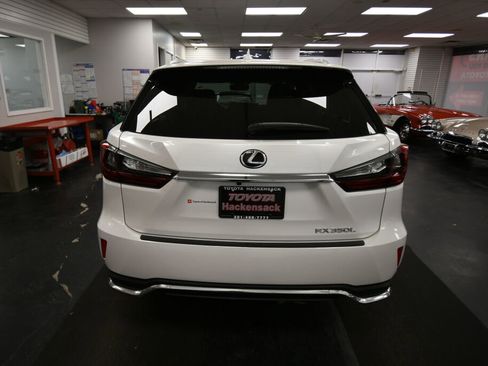 Used 2021 Lexus RX 350L Premium w/ Premium Package AWD/4WD image 7