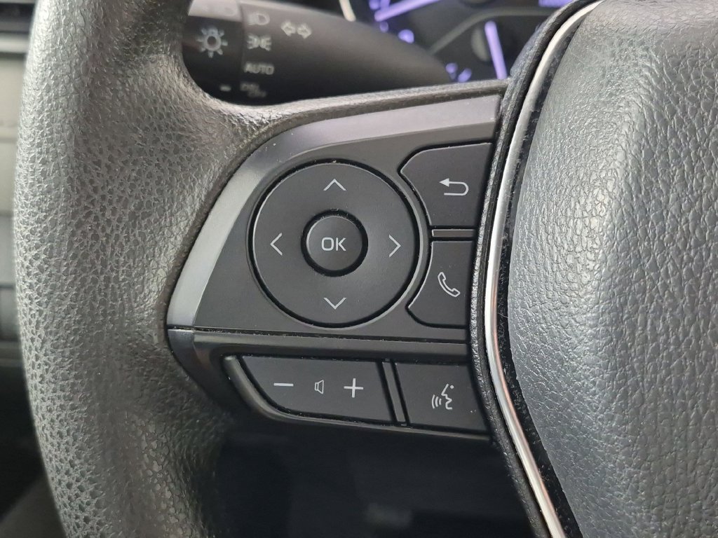 Used 2020 Toyota Camry LE w/ Carpet Mat Package FWD image 18