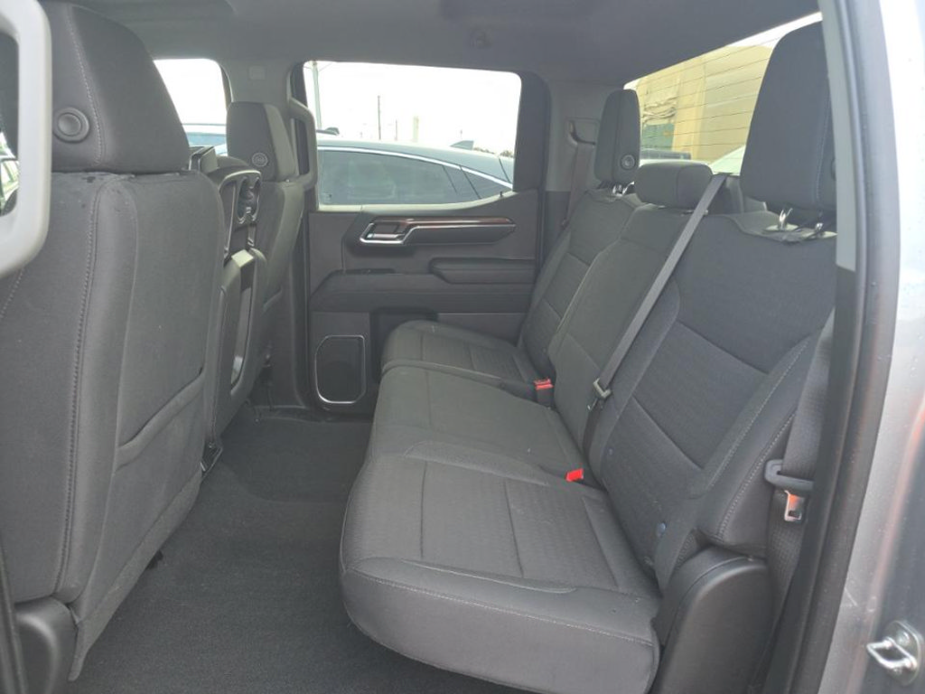 Used 2023 Chevrolet Silverado 1500 LT AWD/4WD image 17