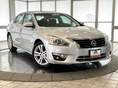 Used 2013 Nissan Altima 3.5 SV