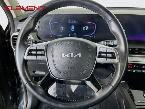 Used 2024 Kia Telluride S FWD image 14