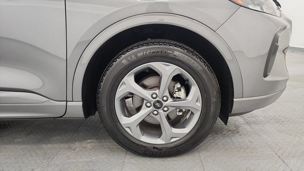 Used 2023 Ford Escape ST-Line w/ Tech Pack #1 AWD/4WD image 25