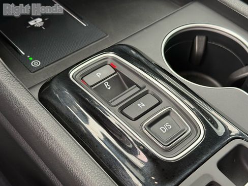 Certified 2024 Honda Pilot Touring image 25