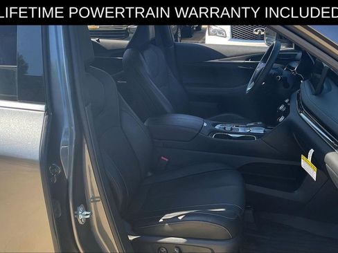 Certified 2026 INFINITI QX60 Luxe FWD image 9