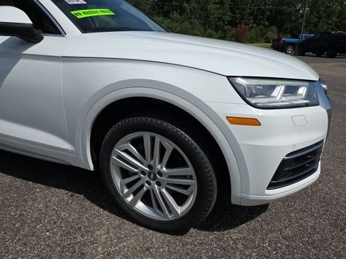 Used 2018 Audi Q5 2.0T Premium Plus w/ Premium Plus Package AWD/4WD image 28