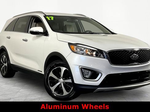 Used 2017 Kia Sorento EX AWD/4WD image 3