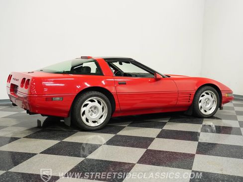 Used 1991 Chevrolet Corvette ZR-1 image 13