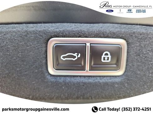 New 2025 Hyundai Sonata Limited image 9