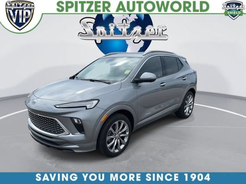 Certified 2025 Buick Encore GX Avenir w/ Avenir Technology Package AWD/4WD image 4