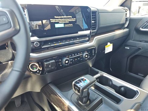 New 2026 Chevrolet Silverado 1500 RST w/ All Star Edition Plus AWD/4WD image 31