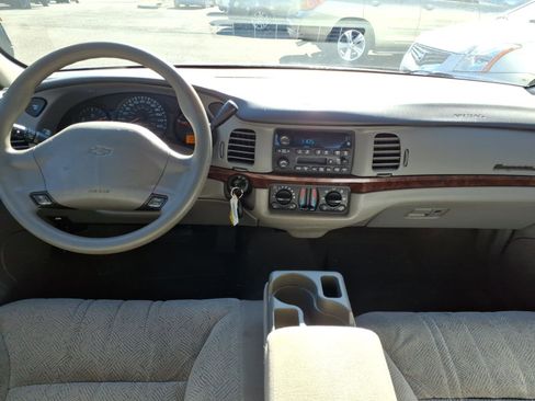 Used 2004 Chevrolet Impala w/ Preferred Equipment Group FWD image 6