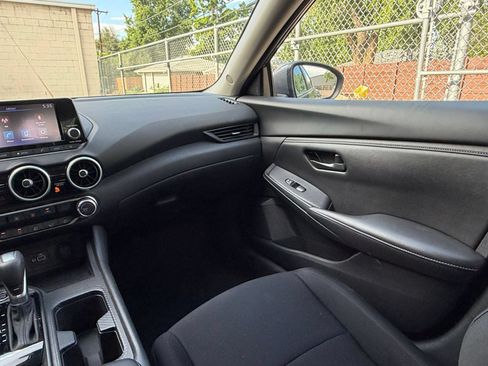 Used 2025 Nissan Sentra S FWD image 33