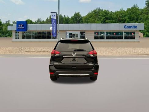 Used 2019 Nissan Rogue SV AWD/4WD image 8
