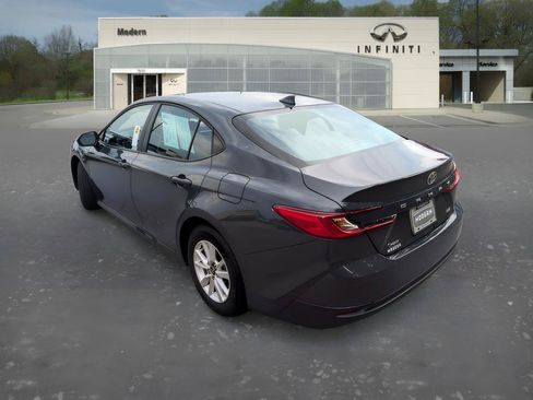 Used 2026 Toyota Camry LE FWD image 5