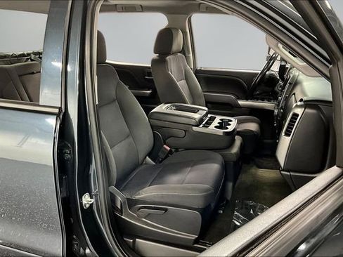 Used 2018 Chevrolet Silverado 1500 LT w/ All Star Edition image 27