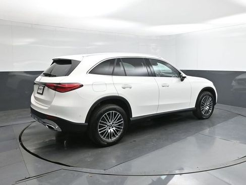 New 2026 Mercedes-Benz GLC 300 image 8