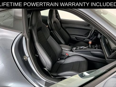 Used 2025 Porsche 911 Carrera T RWD image 9