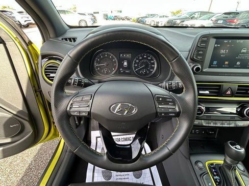 Used 2020 Hyundai Kona Limited AWD/4WD image 17