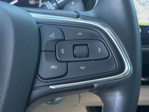 Used 2022 Buick Envision Avenir w/ Technology Package II FWD image 15