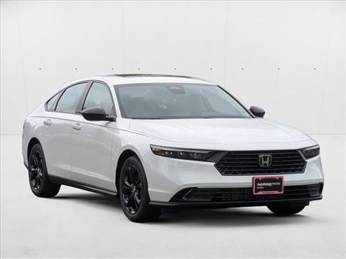 New 2025 Honda Accord SE image 7