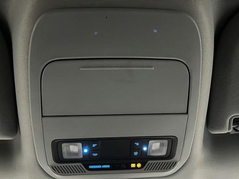 Used 2023 Ford F250 XLT image 28