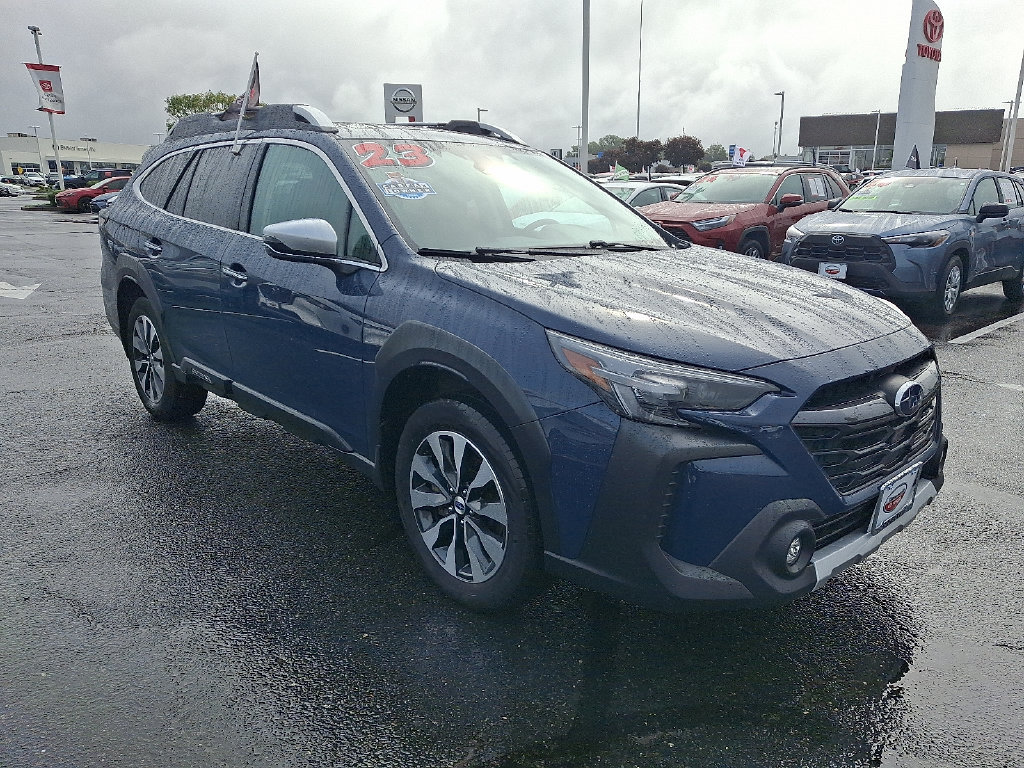 Used 2023 Subaru Outback Touring XT AWD/4WD image 3