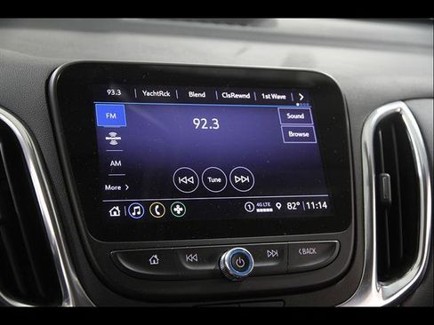 Used 2024 Chevrolet Equinox LT FWD image 11