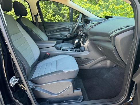 Used 2017 Ford Escape S FWD image 20