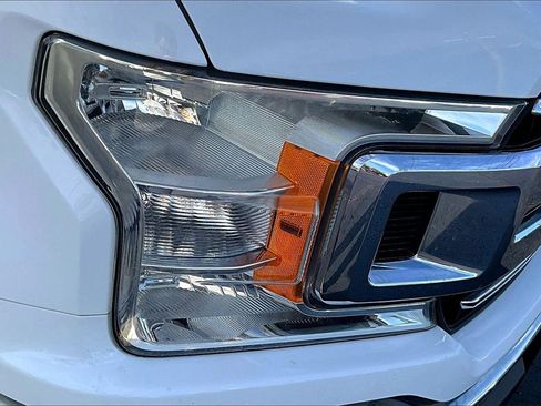 Used 2018 Ford F150 XLT image 32