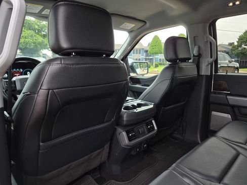 Used 2022 Ford F150 Lariat AWD/4WD image 39