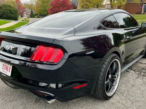 Used 2016 Ford Mustang GT w/ GT Performance Package image 7