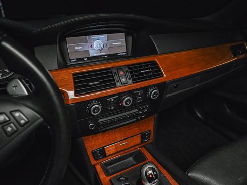 Used 2008 BMW M5 RWD image 47
