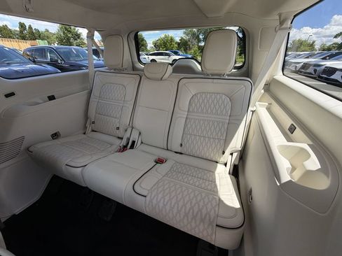 Used 2018 Lincoln Navigator L Black Label w/ Cargo Package AWD/4WD image 21