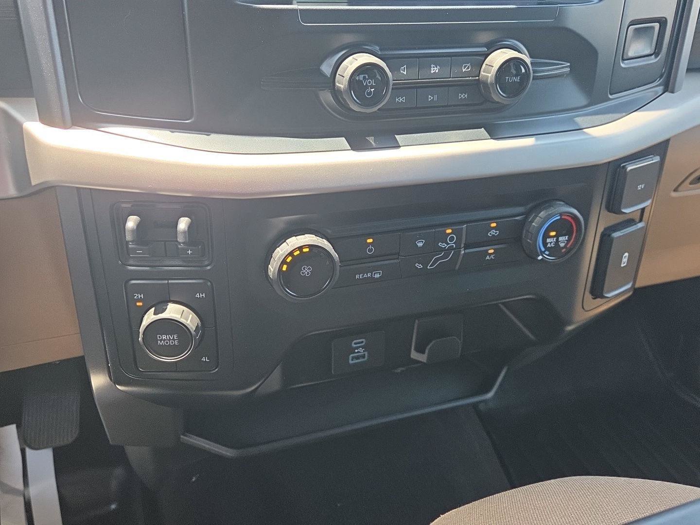 Used 2022 Ford F150 XLT AWD/4WD image 31