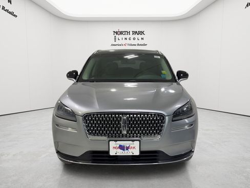 Used 2022 Lincoln Corsair FWD w/ Premium Package image 23