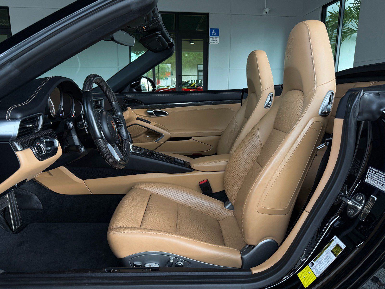 Used 2019 Porsche 911 4 Cabriolet AWD/4WD image 22