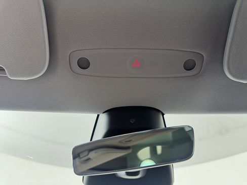 Used 2025 Tesla Model 3 Long Range image 19