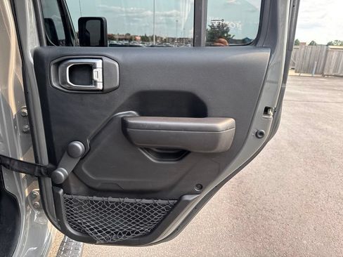 Used 2020 Jeep Wrangler Unlimited Sport AWD/4WD image 33