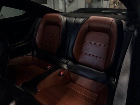 Used 2016 Ford Mustang GT Premium RWD image 15