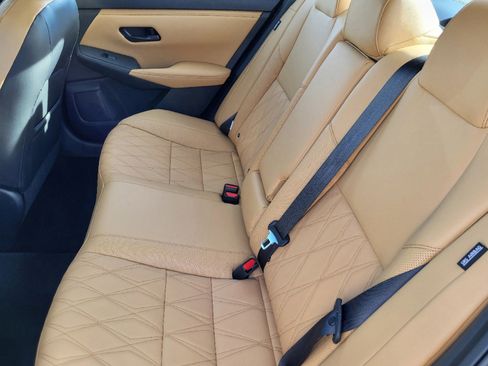 New 2025 Nissan Sentra SV w/ SV Premium Package image 14