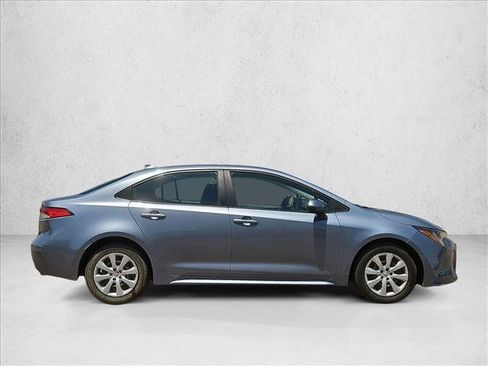 Used 2024 Toyota Corolla LE FWD image 4